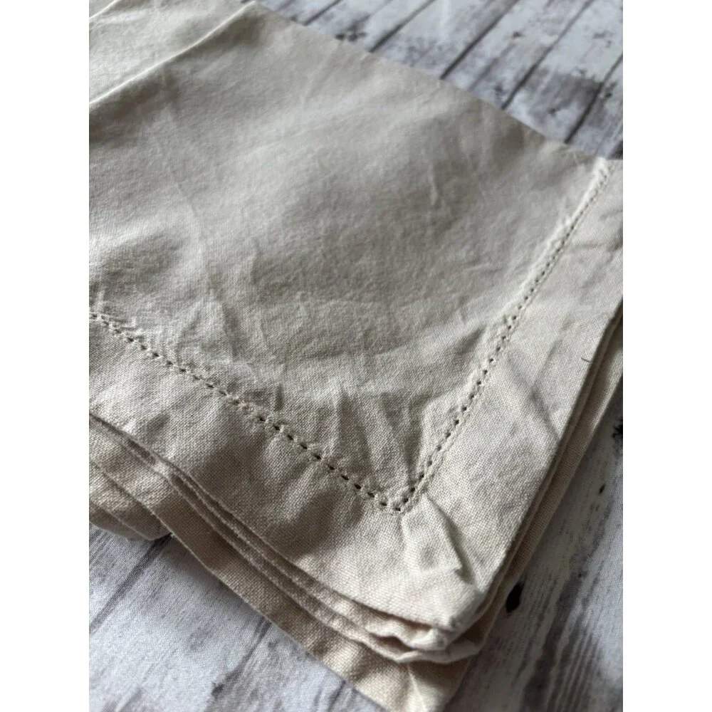 Set of 4 Pottery Barn 100% Linen Square Napkins Oatmeal Beige 18